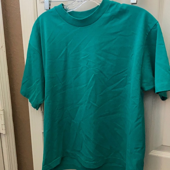 Hanes t shirt large - Picture 1 of 3